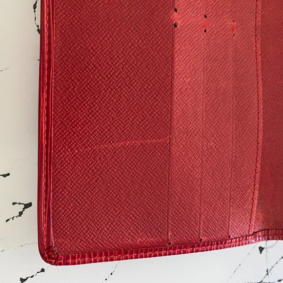 Authentic Louis Vuitton Epi Leather Long Wallet - Picture 5 of 6